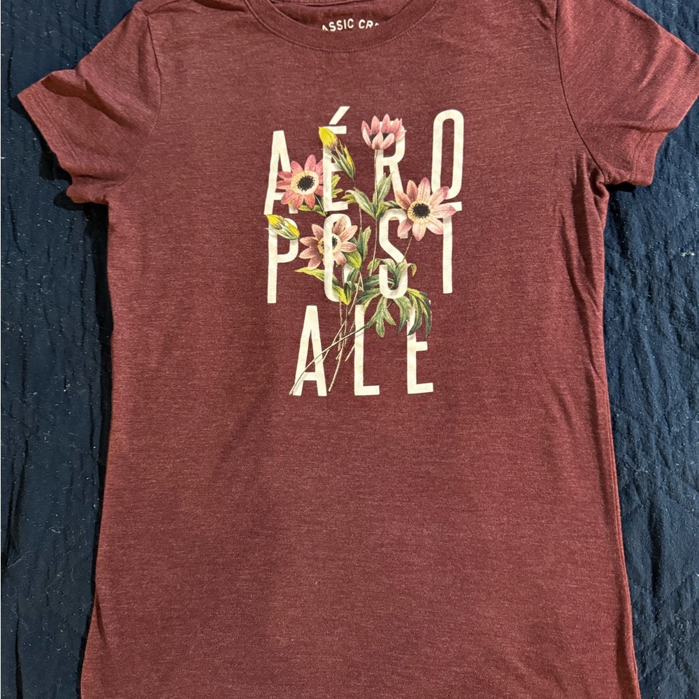 Aeropostale classic crew T-shirt sz M
